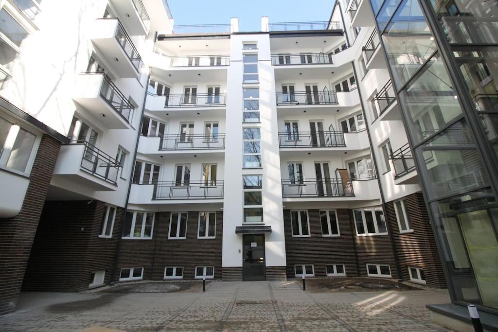 Lovely Condo In The Heart Of Warsaw Piekne Mieszkanie W Samym Sercu Warszawy Luaran gambar